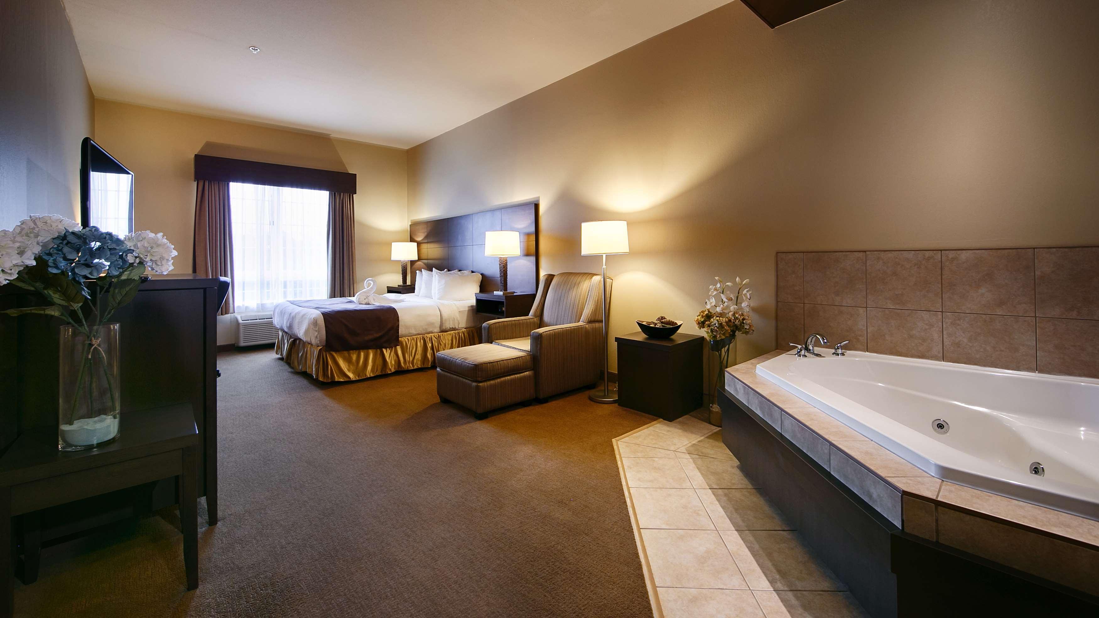 Best Western Plus Saint John Hotel & Suites Екстер'єр фото