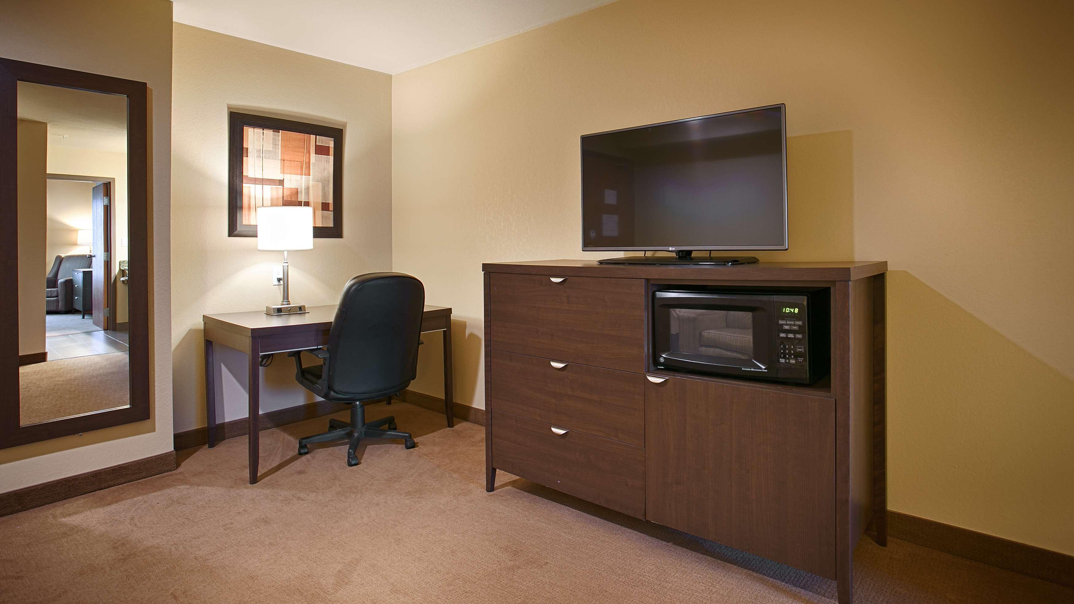 Best Western Plus Saint John Hotel & Suites Екстер'єр фото