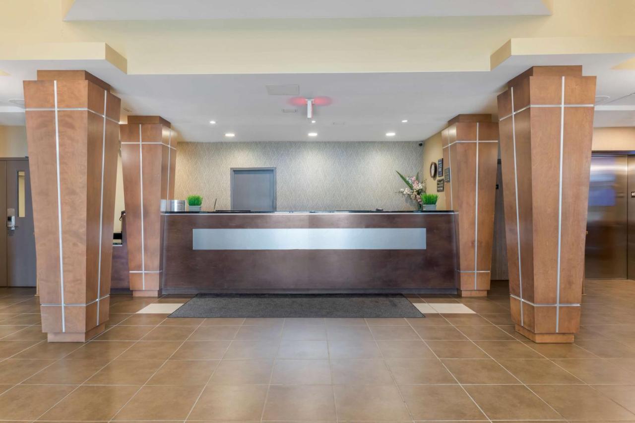 Best Western Plus Saint John Hotel & Suites Екстер'єр фото