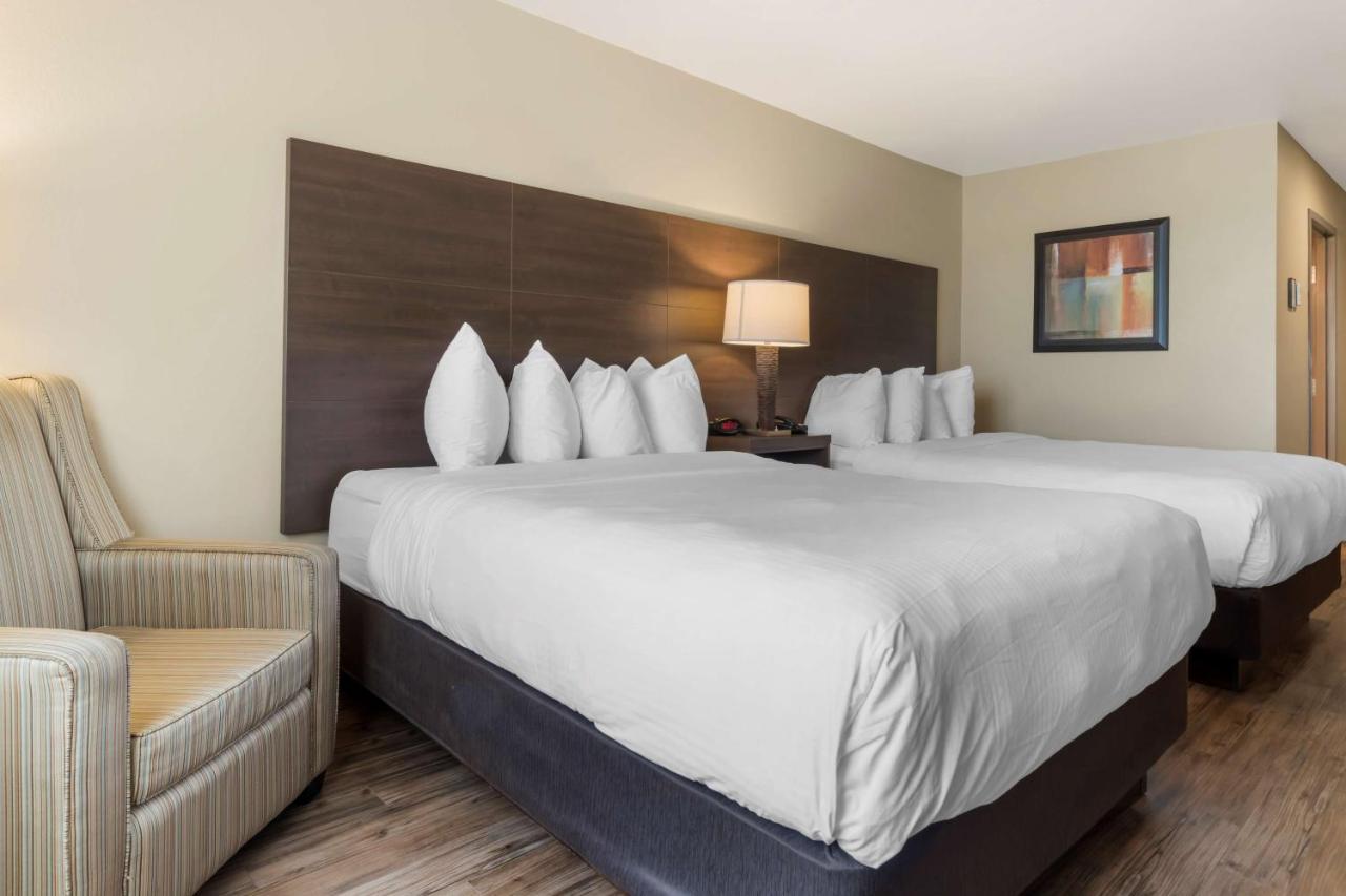 Best Western Plus Saint John Hotel & Suites Екстер'єр фото